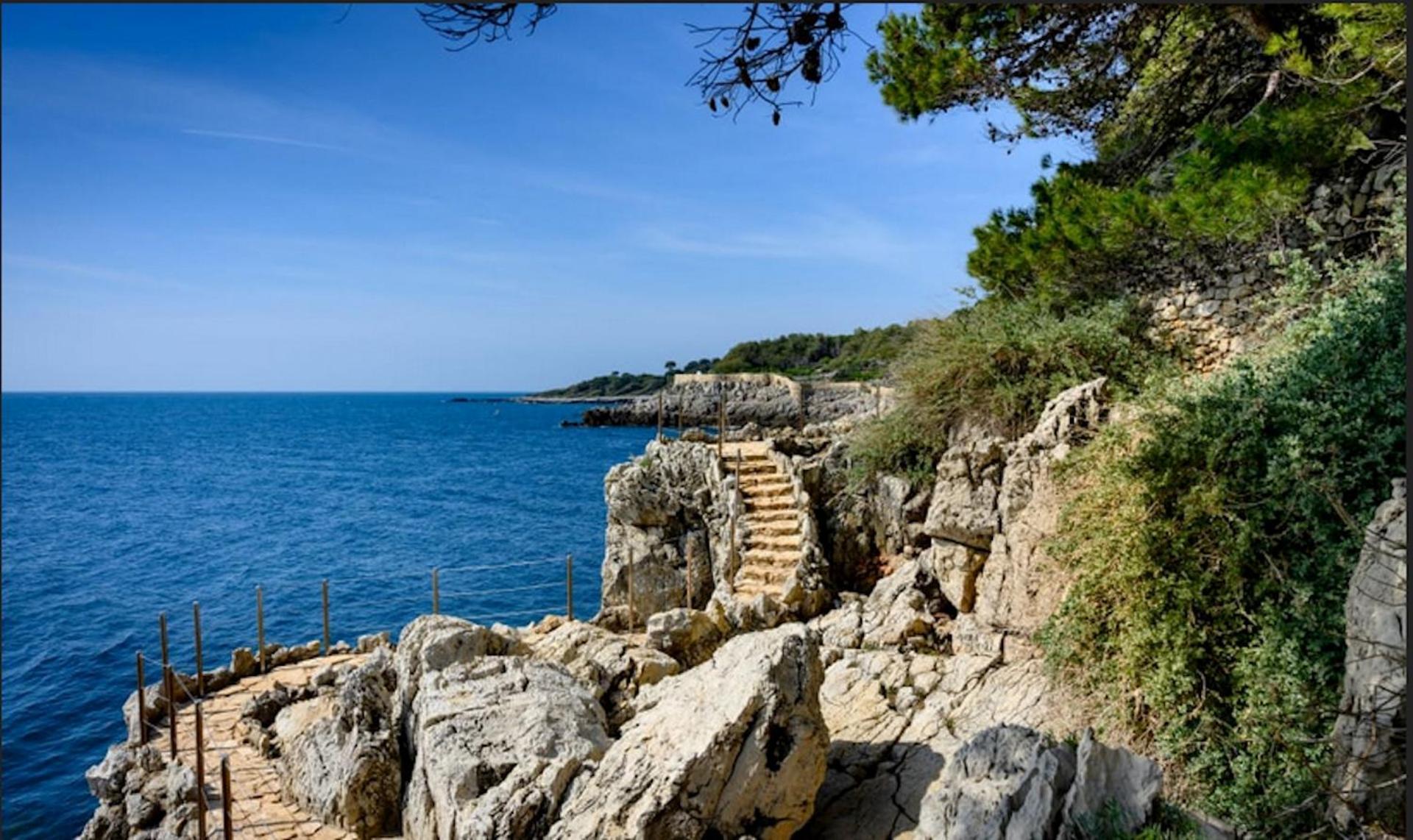 Pws Antibes, Provence-alpes-cote-d'azur, Antibes